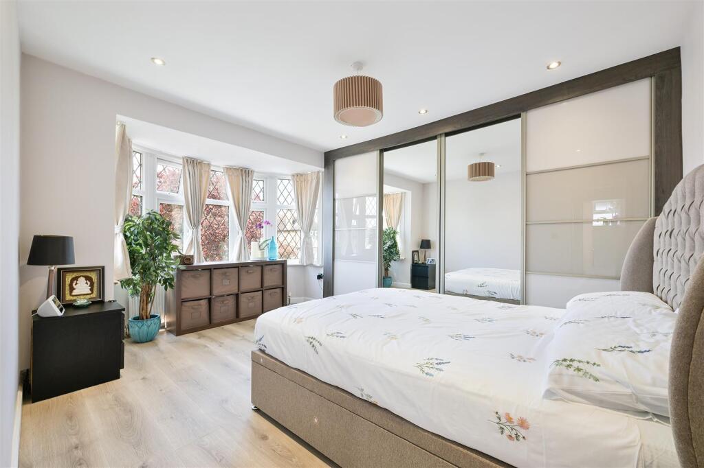 BRADSTOCK ROAD, 70- (15).jpg