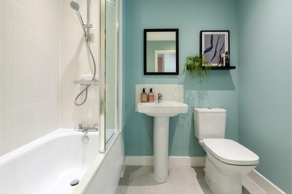 Personalise your bathroom with Porcelanosa wall tiles