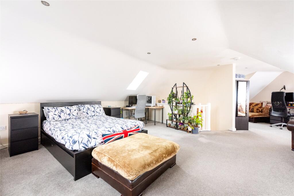 Annexe First Floor