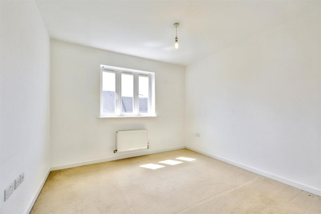 Bedroom 2_1.jpeg