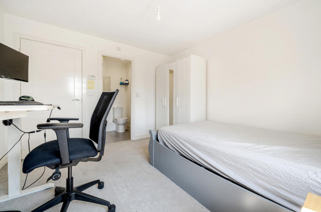 1309834-22-685037...