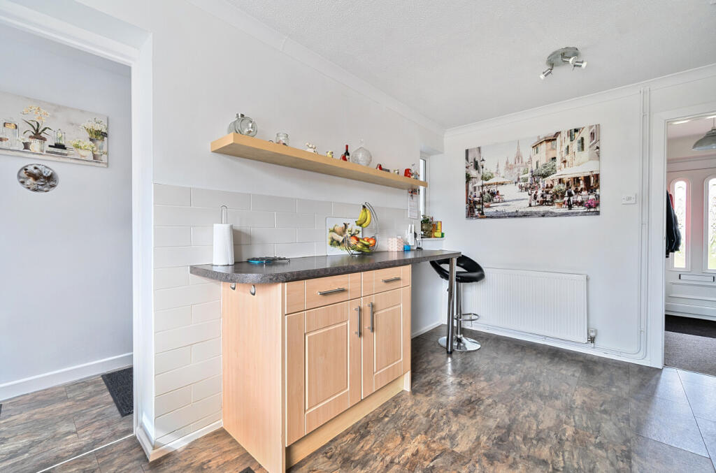 1342502-9-68a7622...