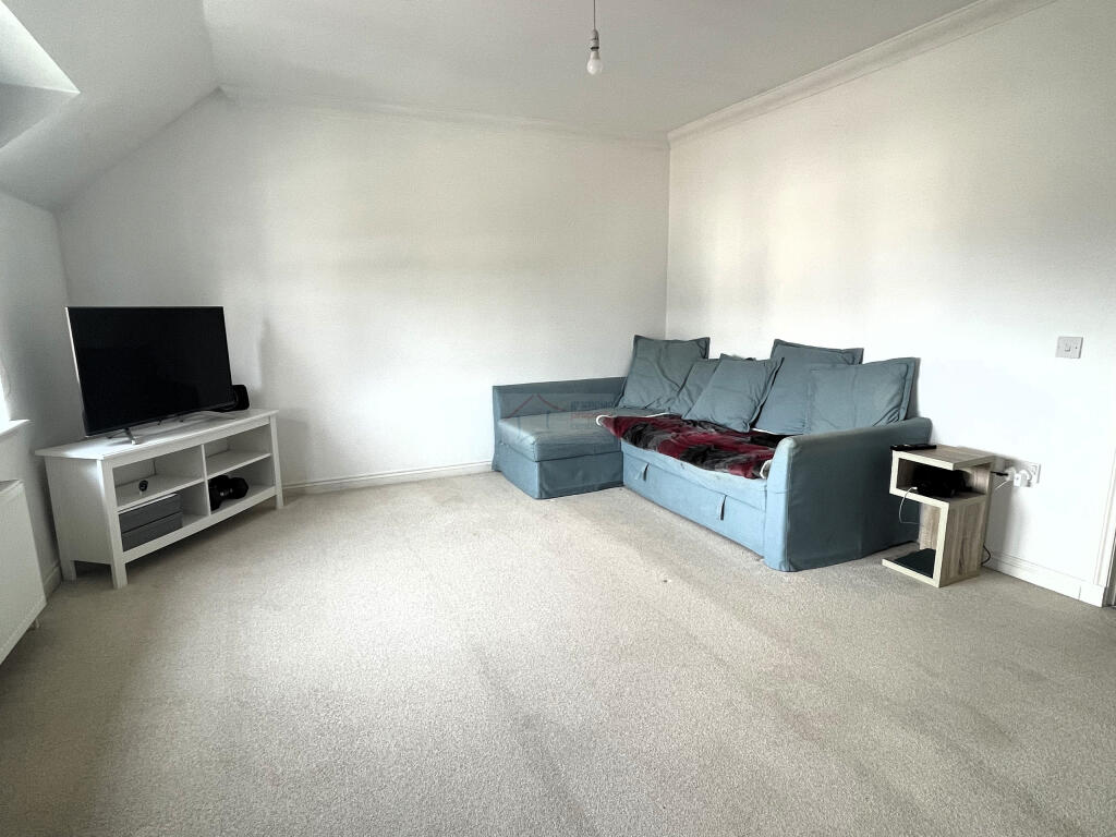 Lounge a.JPG