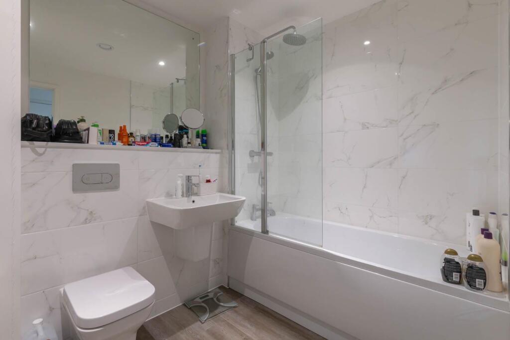 Bathroom 2