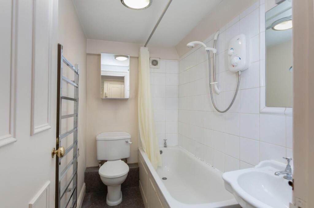 TFF 9 Walcot Parade-33.jpg