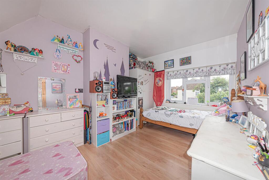 153 Lower Farnham Road  (20).jpg