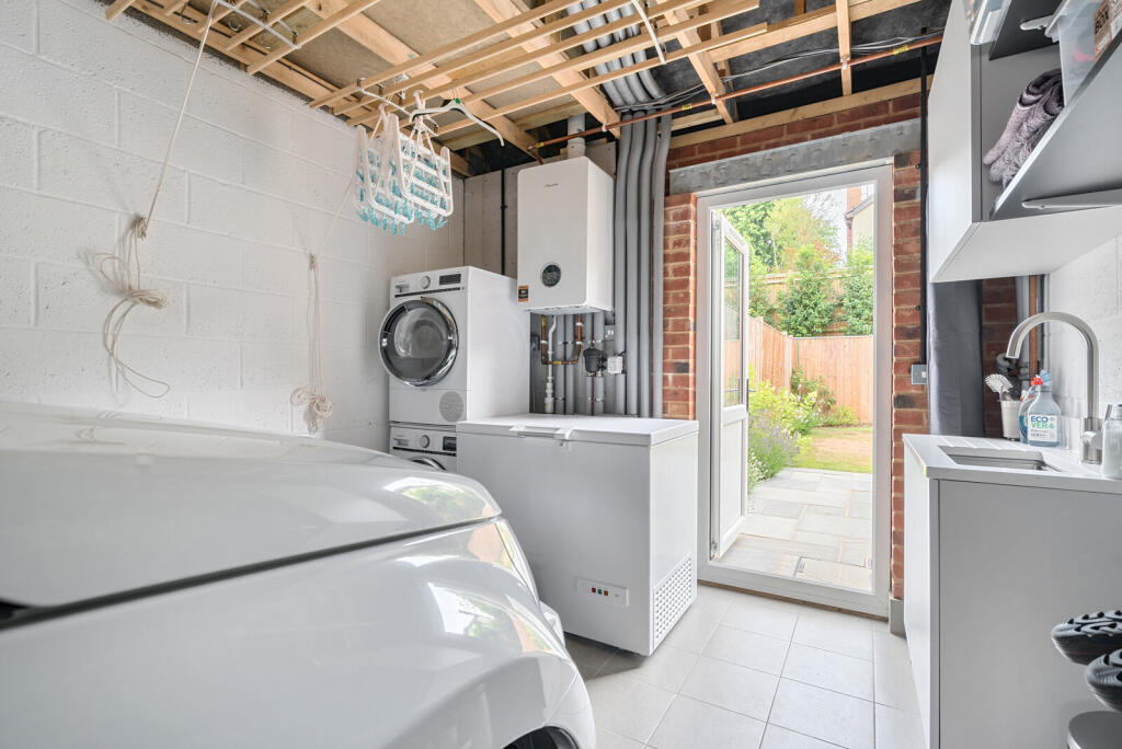 1315316-2-6863e41...