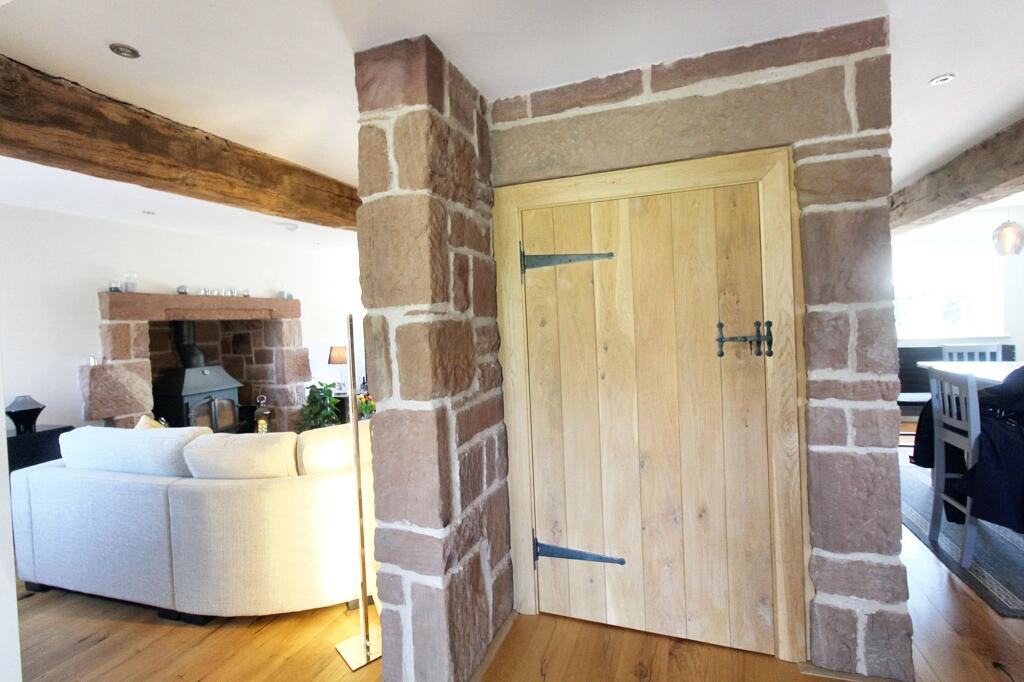 DOWNSTAIRS BATHROOM