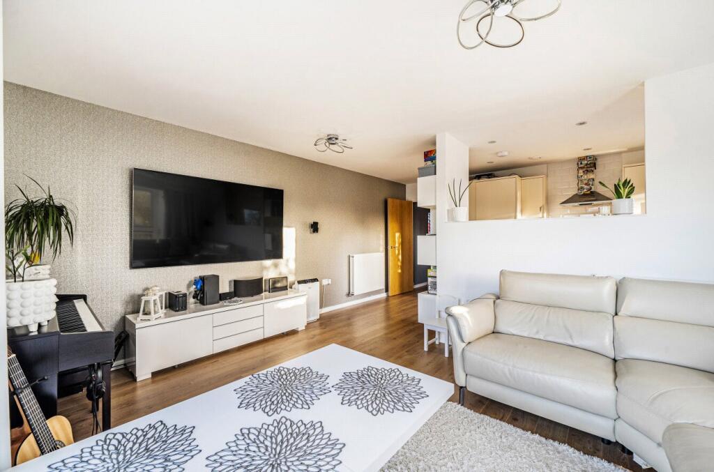 1381868-19-691b44...