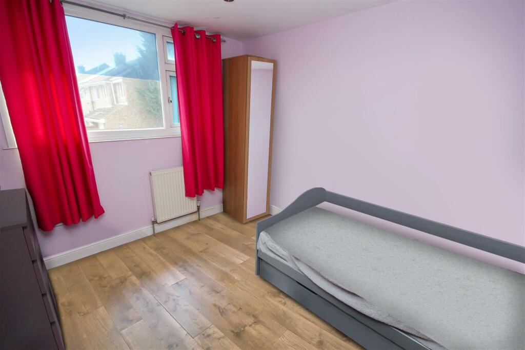 Bedroom 2.JPG