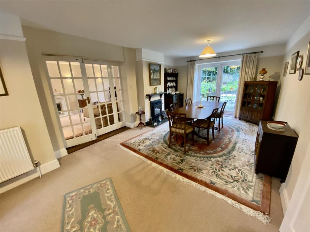 DRAWING ROOM