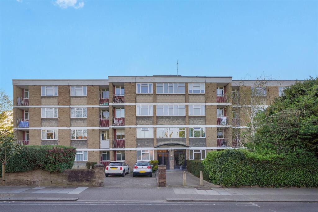 Avon Court