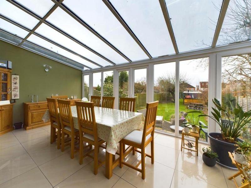 Dining/conservatory