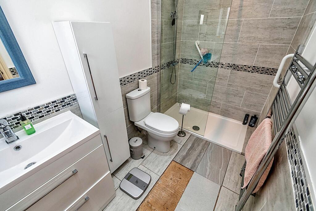 Annex En-Suite