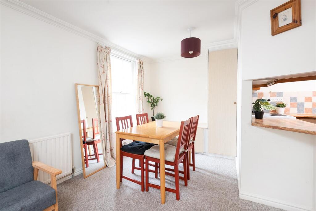 F1 120 Walcot Street (9).jpg