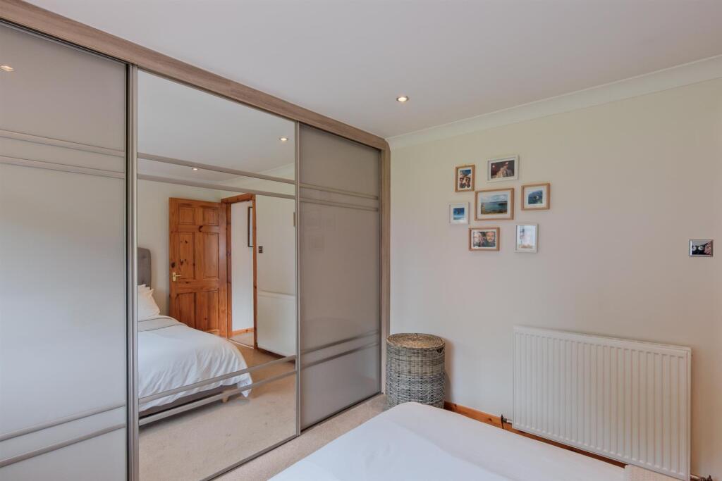 028-32 Currieside Place, Shotts, ML7 4AL.jpg