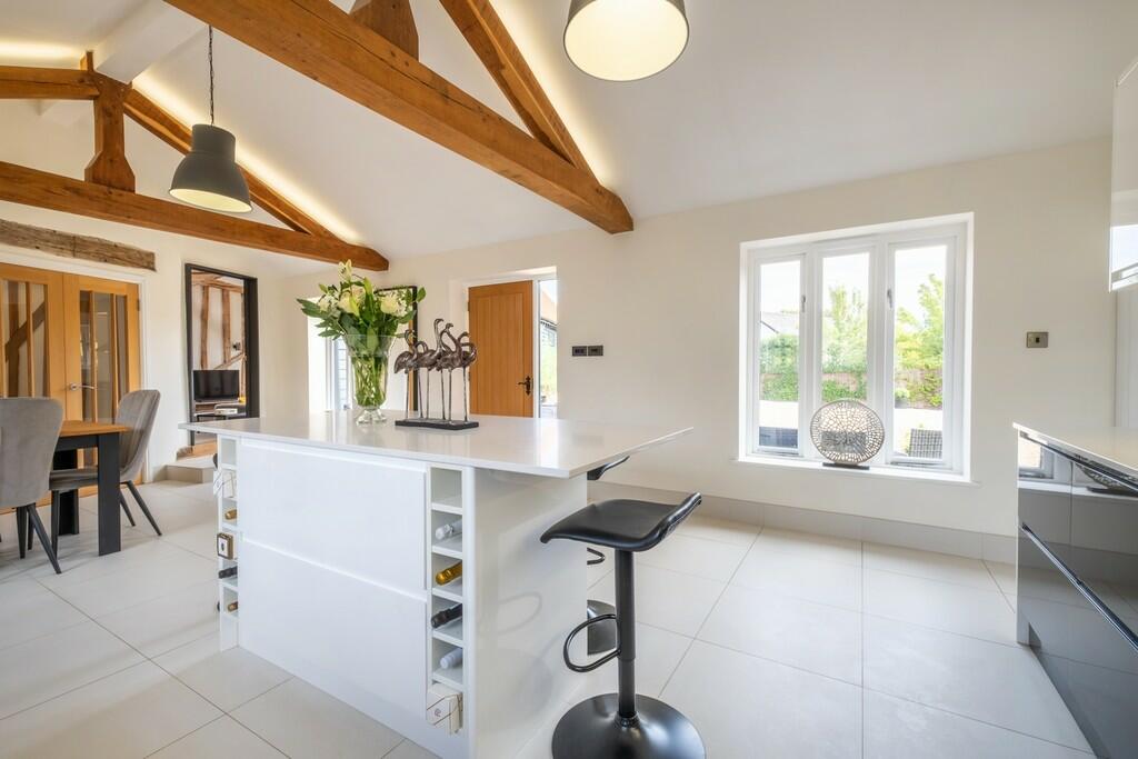 Bryers Barn-lowre...