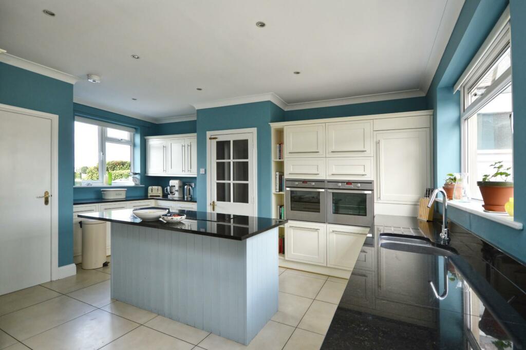 Open Plan Kitchen/Dining/Family Room