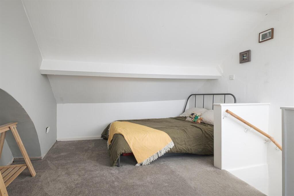 untitled (13 of 18).jpg