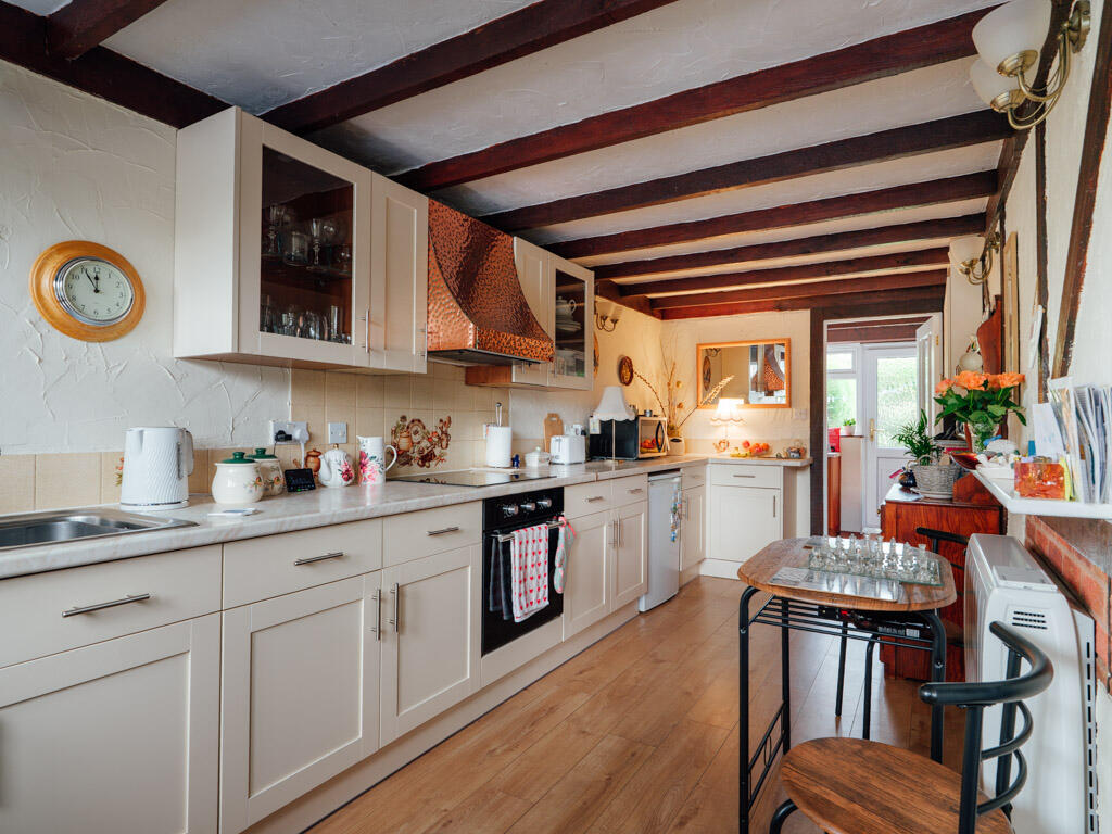 Kitchen / Breakfast Room