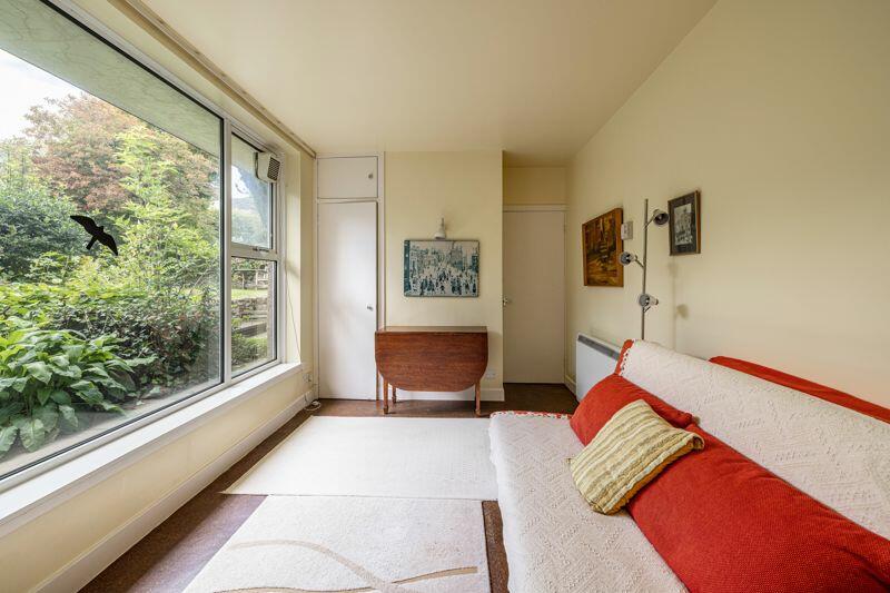 Family Room/Bedroom 4