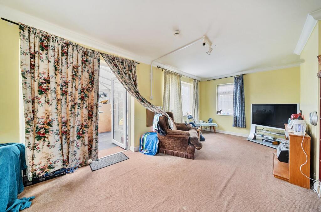 67fe7f1bcbcd9-l-1276453 (10).jpg