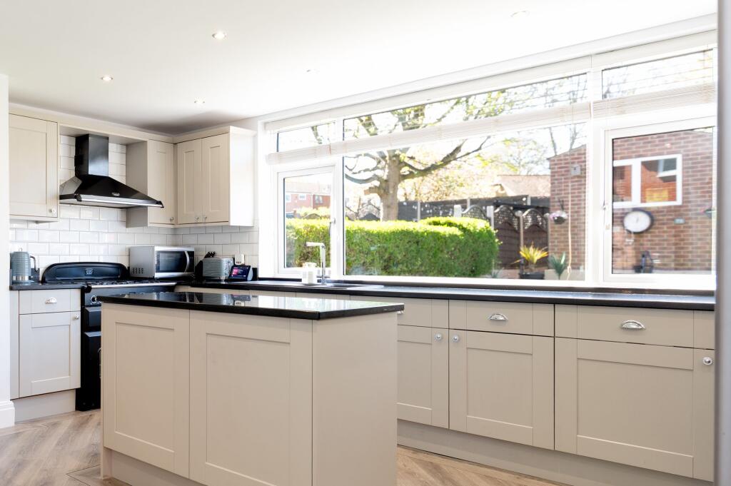 KITCHEN/DINER AND LIVING ROOM