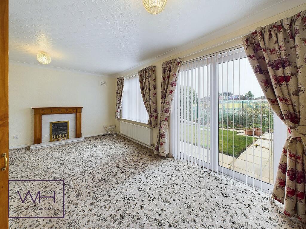 CAM03785G0-PR0126-ST