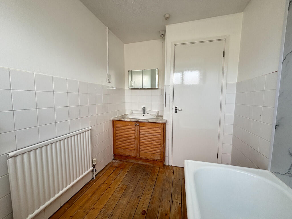 Bathroom (3)