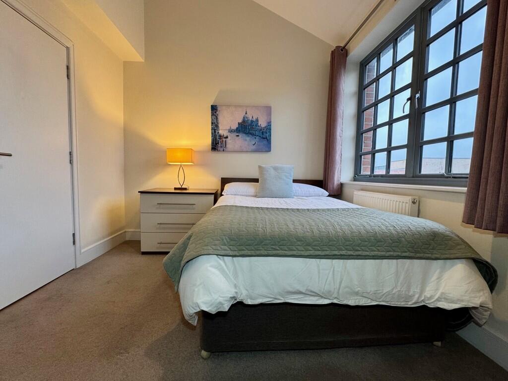 thumbnail_IMG_968...