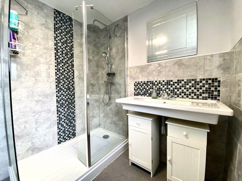 Shower Room/WC