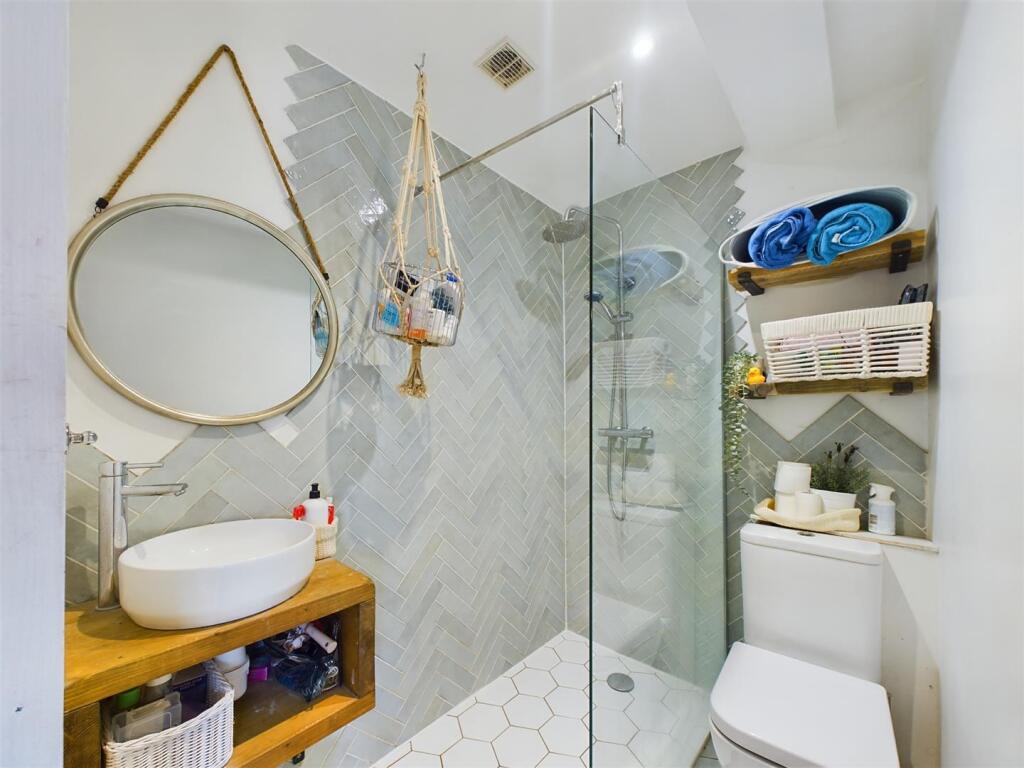 En-Suite Shower Room