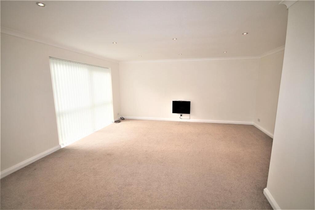 Living Room b.JPG