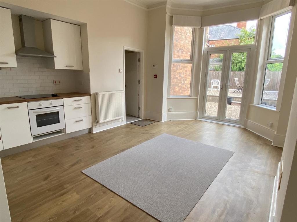 Open plan Lounge and Kitchen
