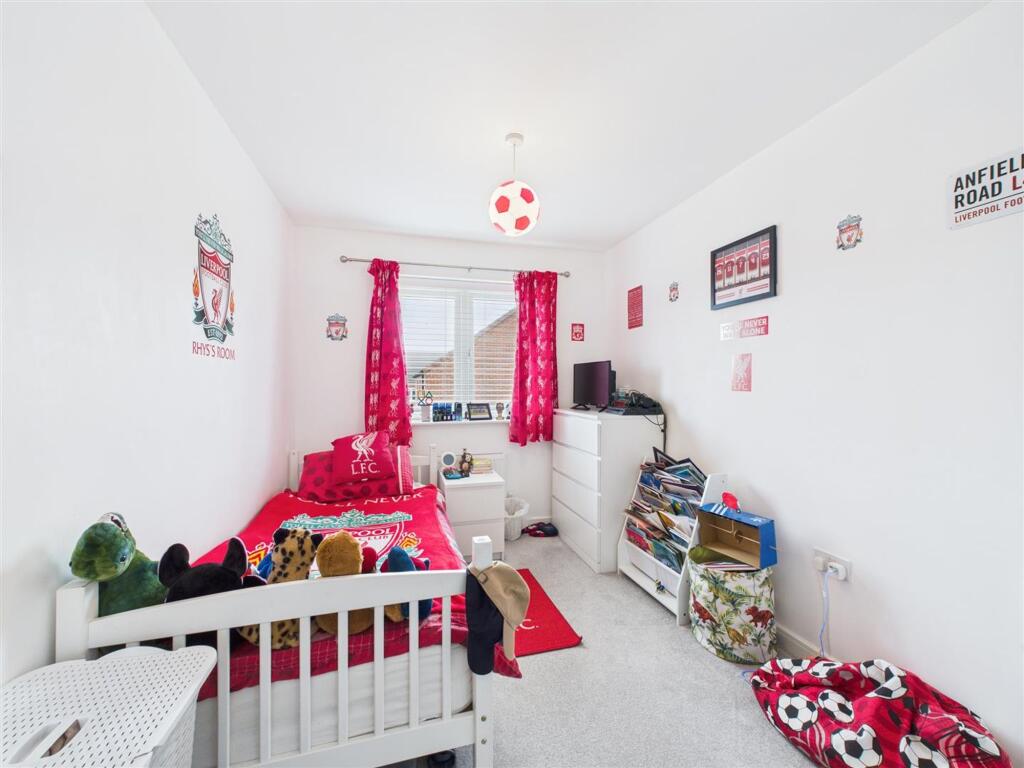 BEDROOM 3