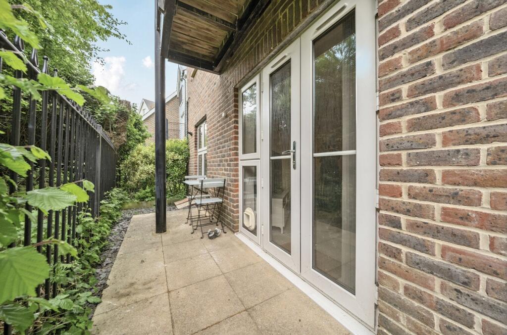 9-681cd44fc780d-1...