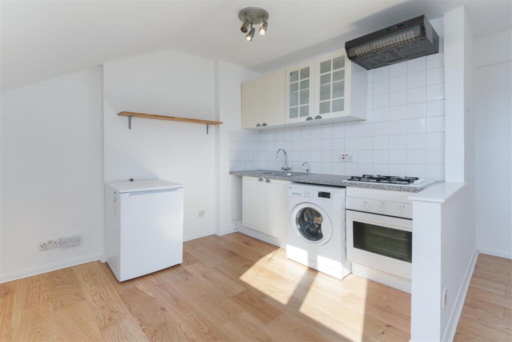 WOODSTOCK ROAD,  B--2.JPG