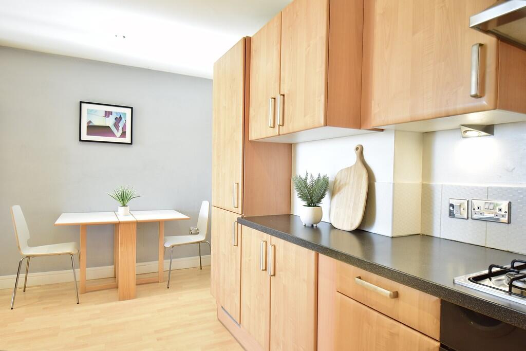 Kitchen / Dining ...