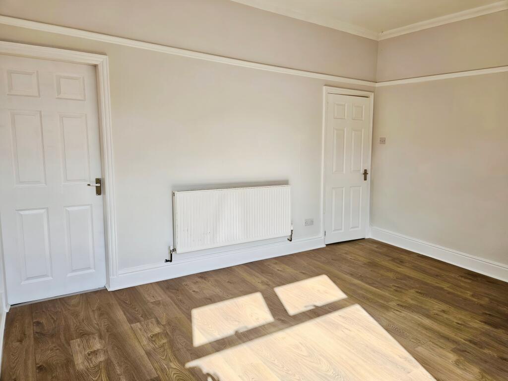 Middle Room