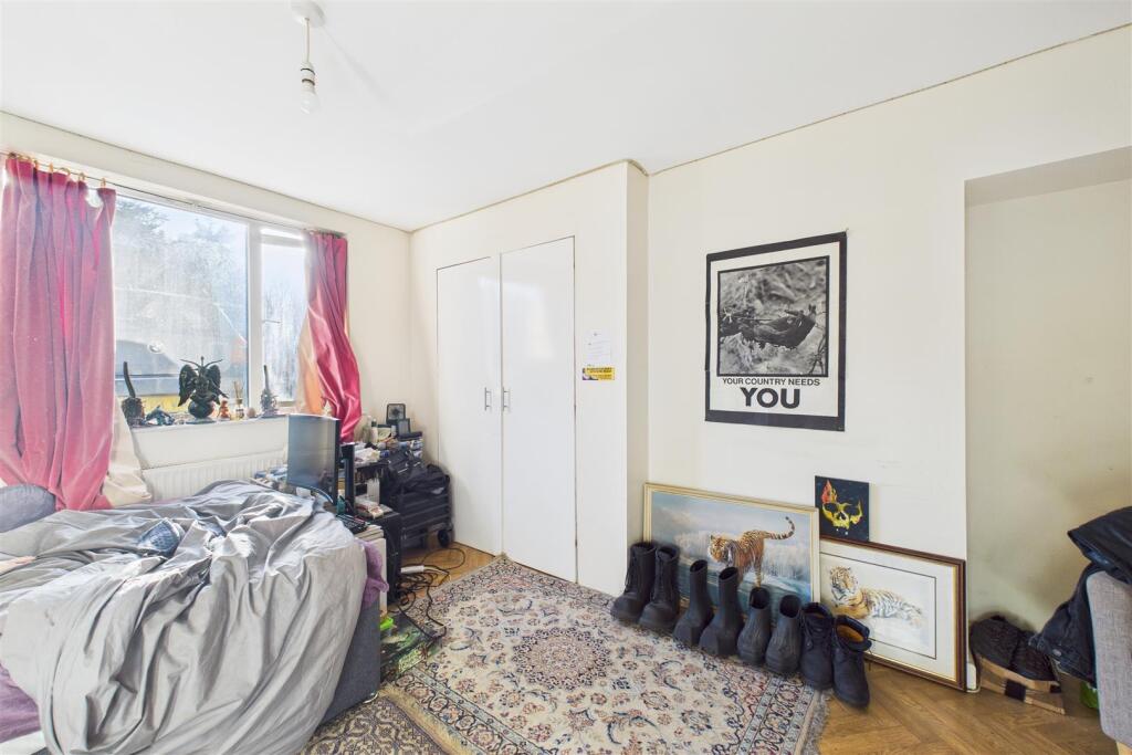 52 Lynton Road, Bedminster, Bristol BS3 5LT | Free