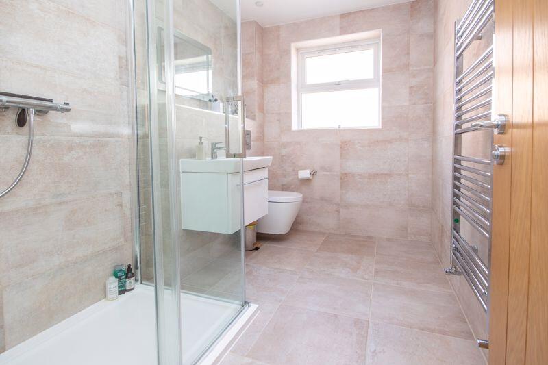 Bedroom Two En-suite