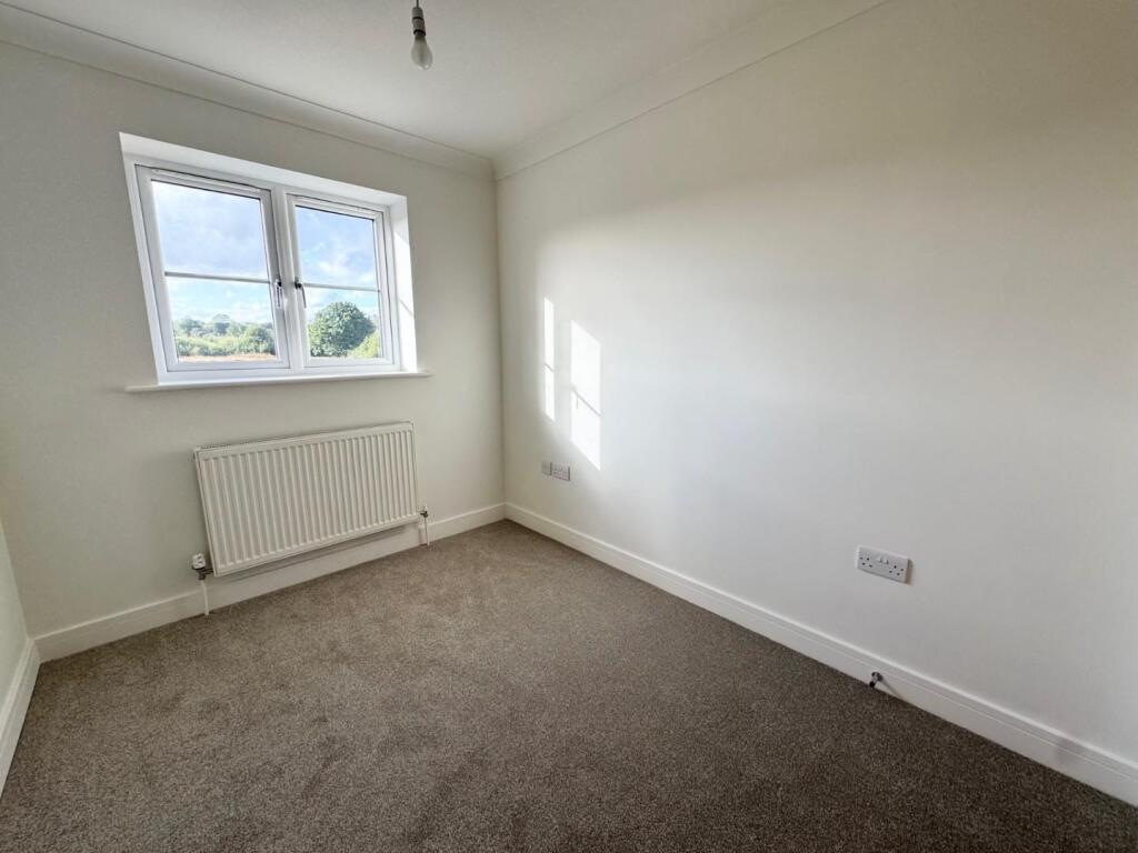 bedroom 3 .jpg
