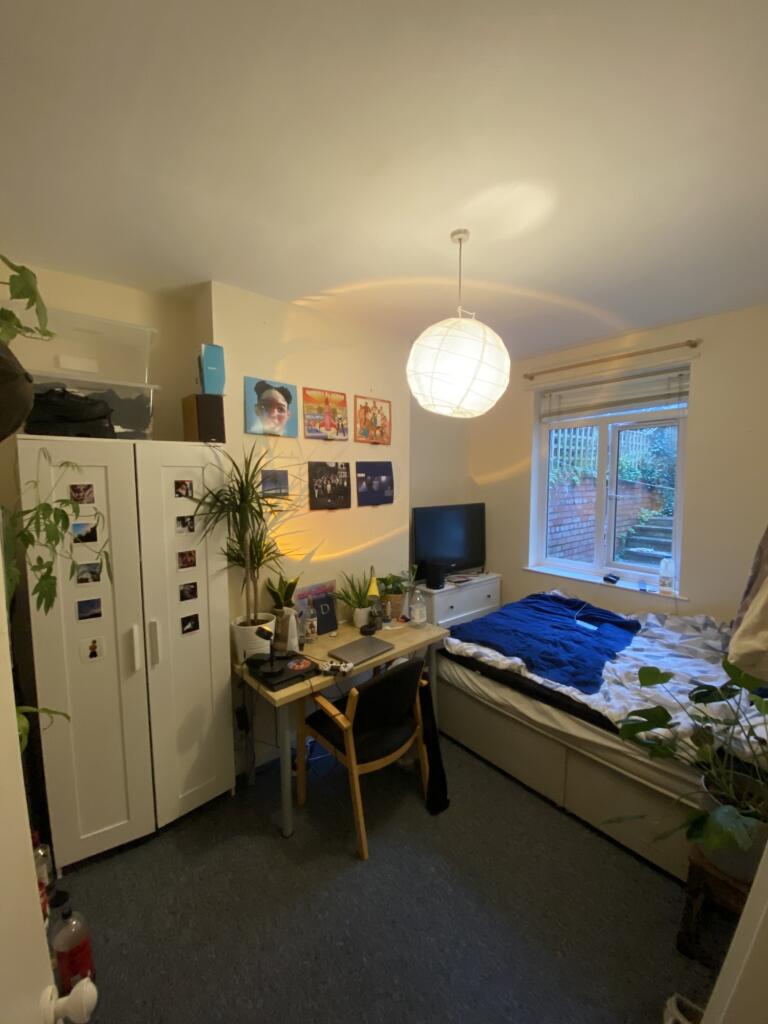 Bed 1
