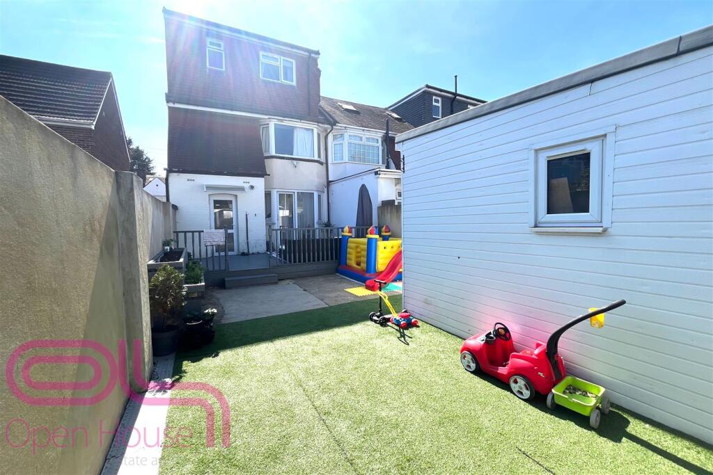 Priory Rd - Rear Garden Elevation.jpg