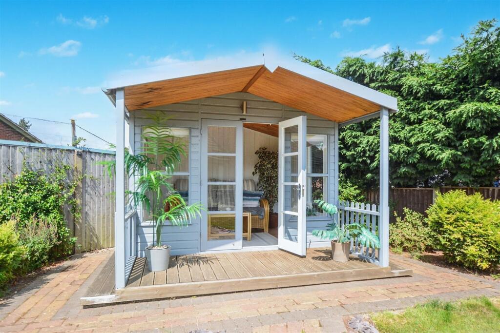 Summer House_3.jpeg