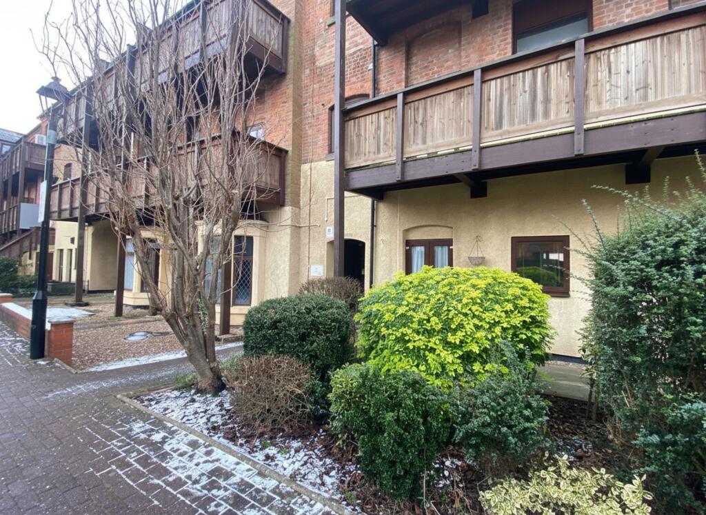 Leen Court, Nottingham, NG7