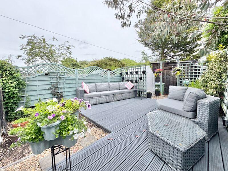 Decking area view 3