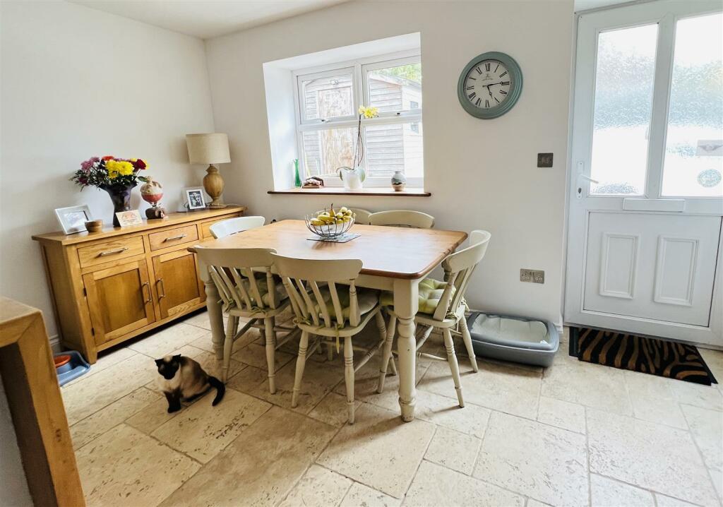 Kitchen/Family Room