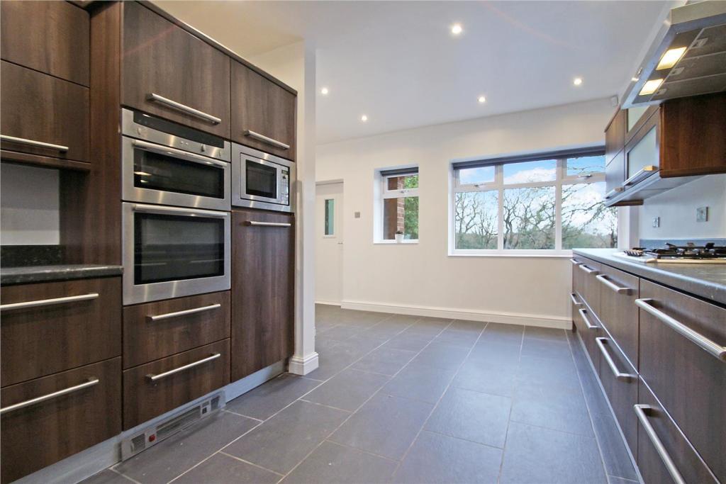 Dining Kitchen 3