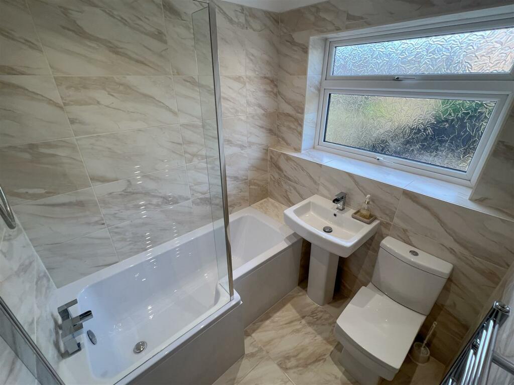 Bathroom A.JPG